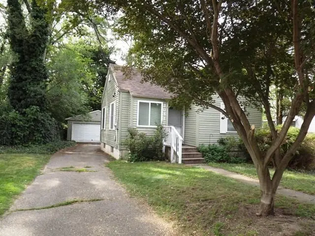 Wyoming, MI 49519,2051 Collingwood AVE SW