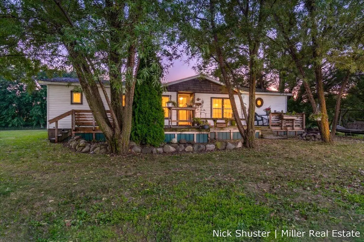 9163 Elderberry LN, Baltimore Twp, MI 49058