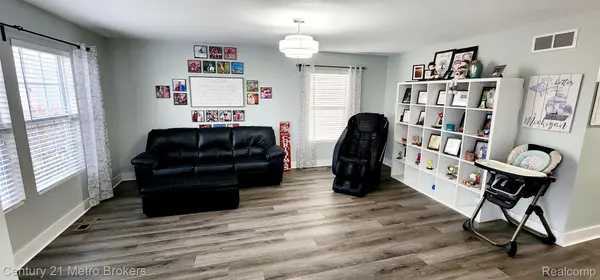 Swartz Creek, MI 48473,7483 DEER CREEK