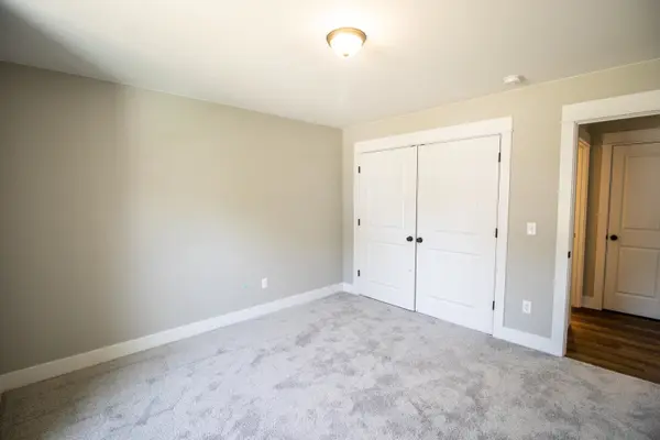 Clio, MI 48420,11457 Hidden Oaks DR