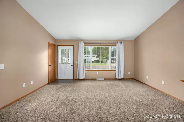 Kentwood, MI 49548,152 52nd ST SE