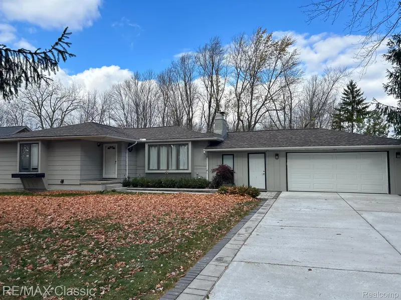 47230 W 11 MILE RD, Novi, MI 48374