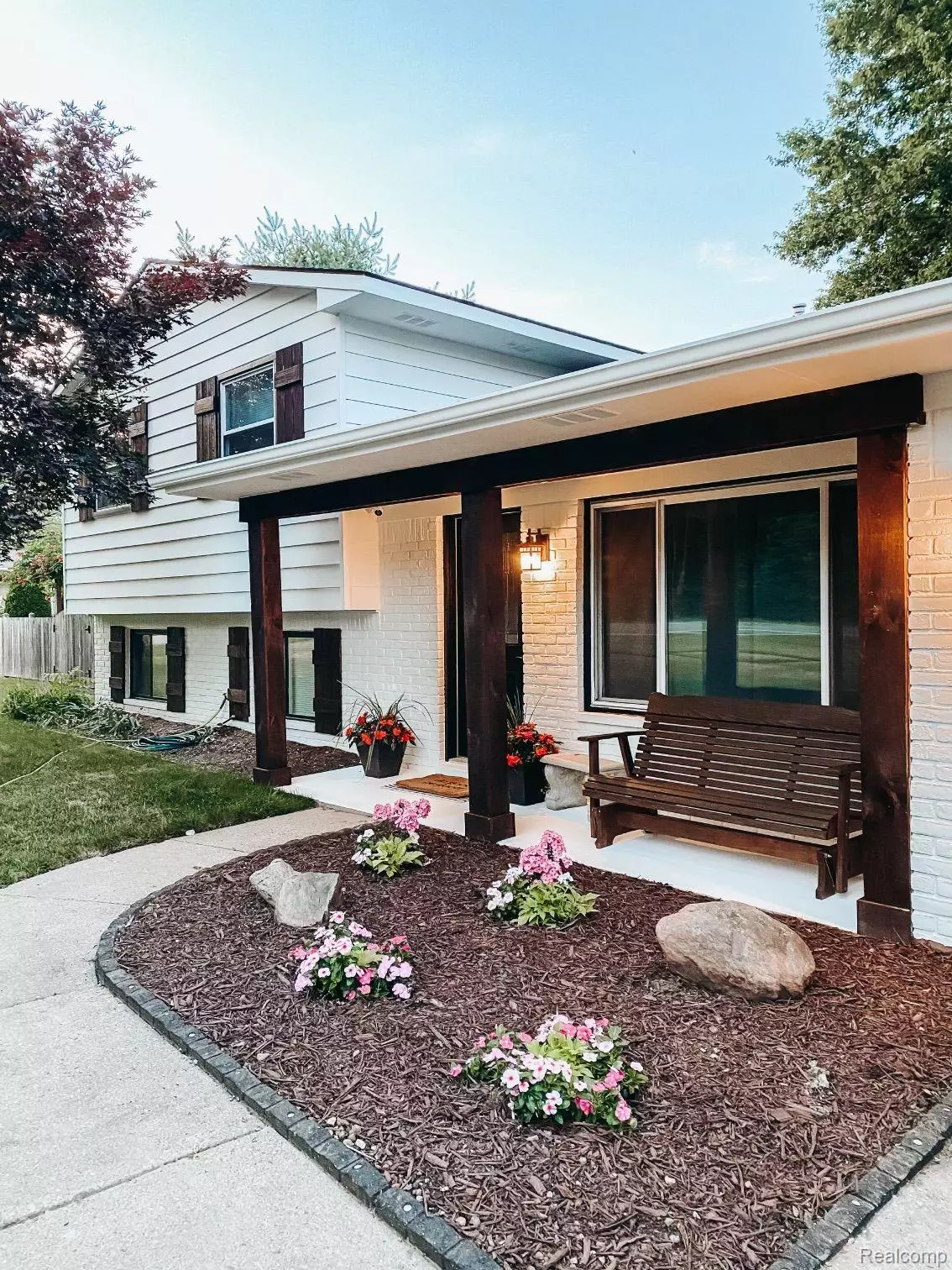 Clarkston, MI 48346,7184 HOLCOMB RD