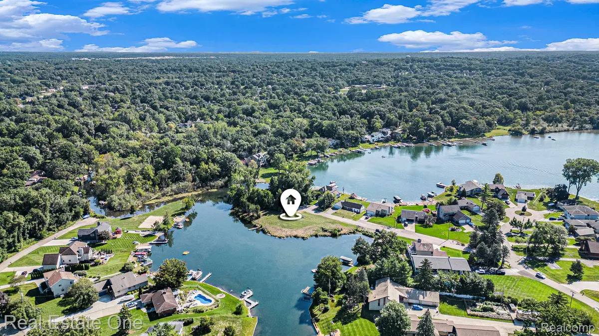 White Lake, MI 48386,00 Coledale DR