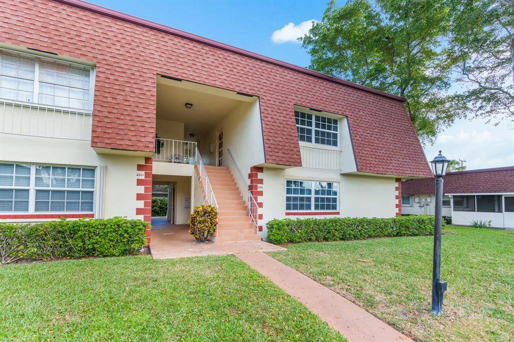Pompano Beach, FL 33064,2015 NE 32nd Ct #25