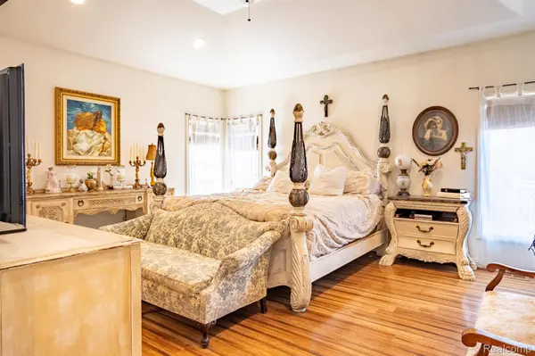 Oxford, MI 48371,5630 HUNT CLUB FARMS DR