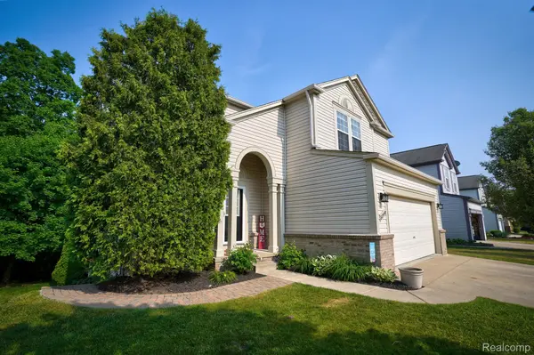 Holly, MI 48442,5144 MEADOW CREST CIR