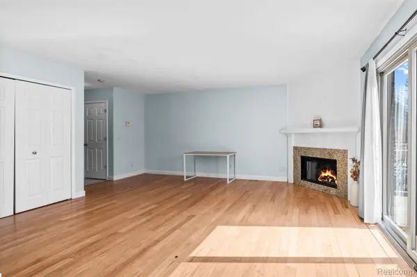 Clinton Township, MI 48038,41874 BROOKVIEW LN