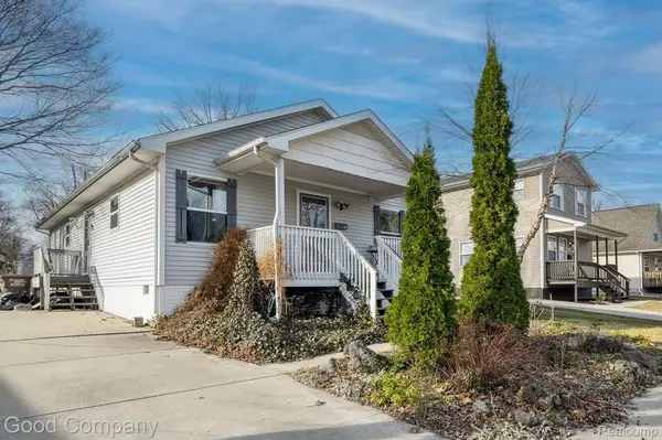 366 FERRY AVE, Pontiac, MI 48341