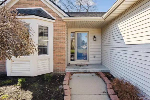 Clio, MI 48420,3413 ELMWOOD DR