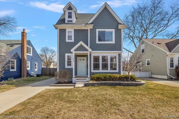 Royal Oak, MI 48067,1015 MCLEAN AVE