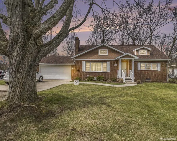 Grand Blanc, MI 48439,6203 LAKE FOREST DR