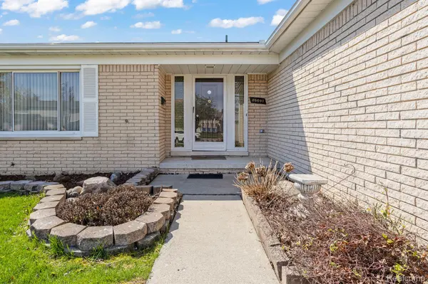 Dearborn Heights, MI 48127,26697 CECILE ST