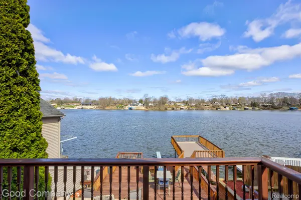 123 POTTER DR, Belleville, MI 48111