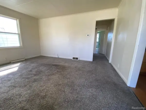 Burton, MI 48529,1424 CONNELL ST