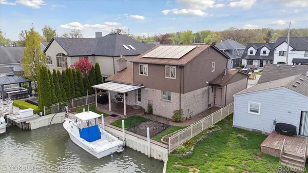 Chesterfield, MI 48047,45850 EDGEWATER DR