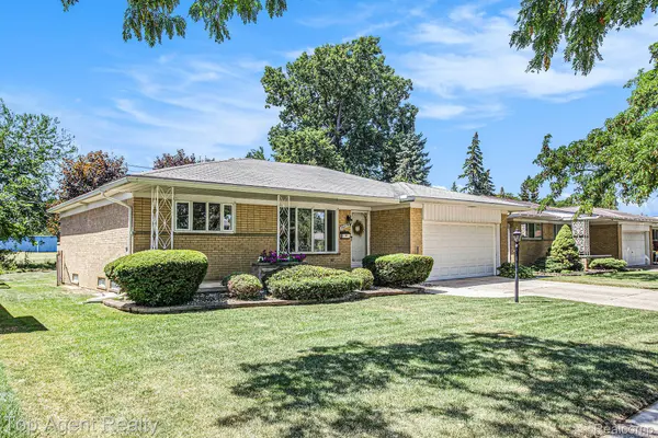 Warren, MI 48091,26279 Eureka DR