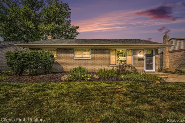 8451 Orhan ST,  Canton,  MI 48187