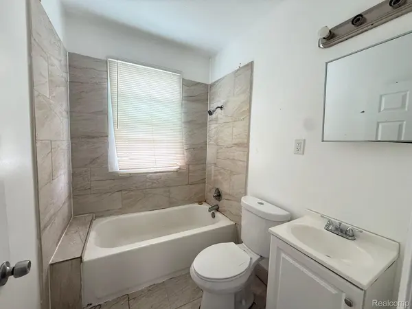 Detroit, MI 48204,9721 Otsego ST