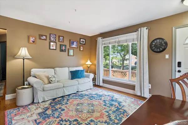 Livonia, MI 48150,31021 Hathaway ST