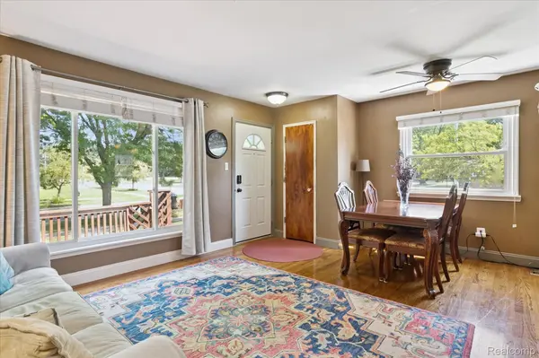 Livonia, MI 48150,31021 Hathaway ST