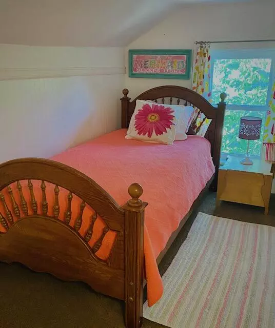 Grand Haven, MI 49417,416 Jackson ST