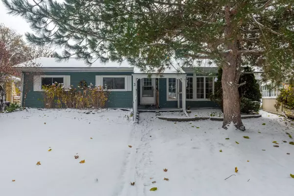3 Maple CT, Innisfil, ON L9S 1N9