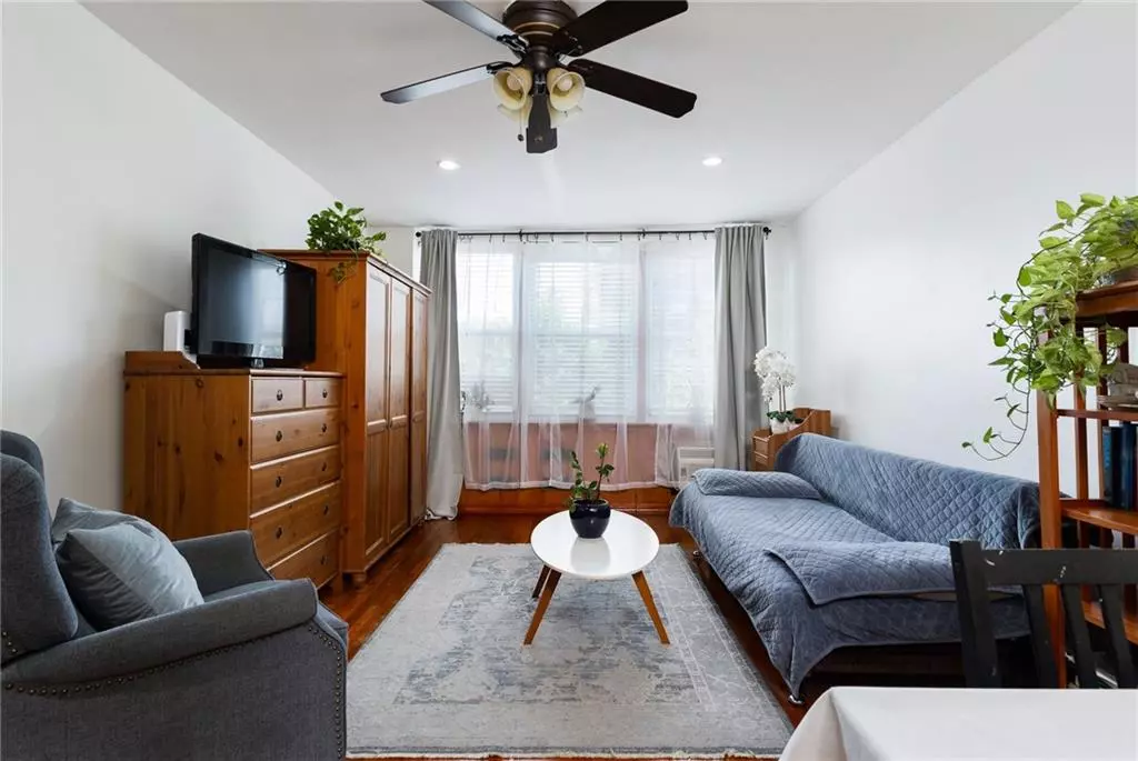 Brooklyn, NY 11218,207 Ocean Pkwy #3J