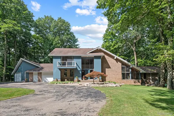 5780 Rochester RD, Dryden, MI 48428