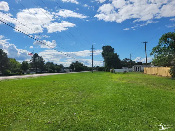 Monroe, MI 48161,W 7th ST