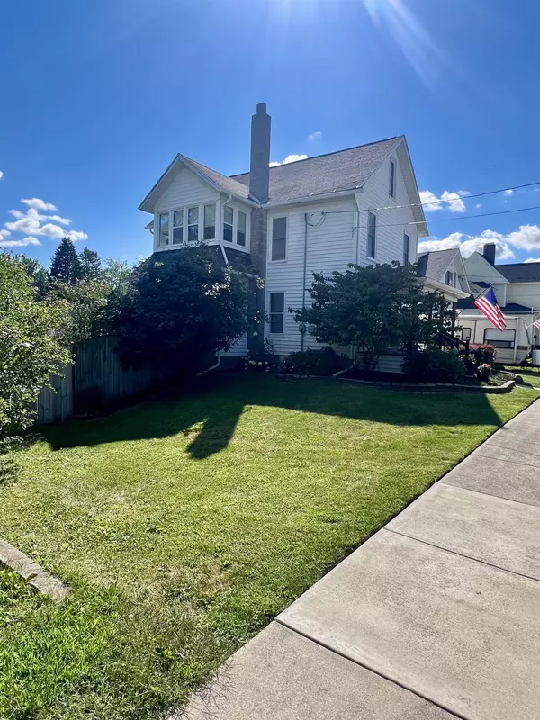 Ithaca, MI 48847,314 E Newark ST