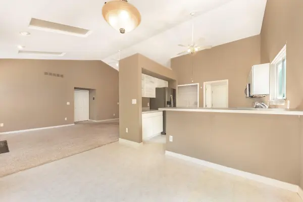 Ann Arbor, MI 48108,3148 Fenview DR