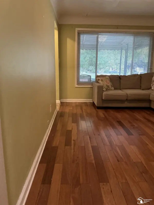 Allen Park, MI 48101,9347 CHATHAM AVE