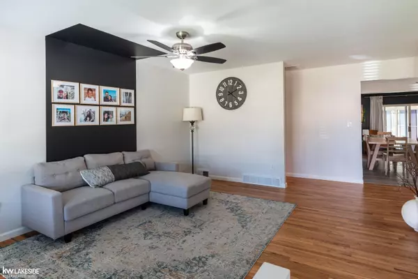 Sterling Heights, MI 48312,36355 Travis DR