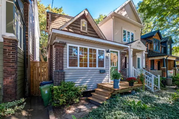 65 Drayton AVE,  Toronto E02,  ON M4C 3L8