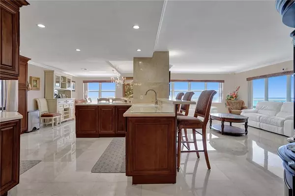 Fort Lauderdale, FL 33308,3410 Galt Ocean Drive #802 N