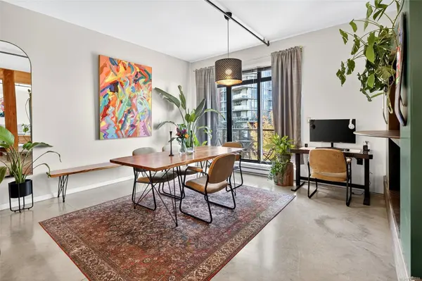 Victoria, BC V9A 7N9,455 Sitkum Rd #211