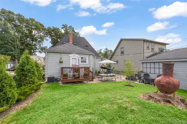 Dearborn, MI 48124,2746 Homeplace ST