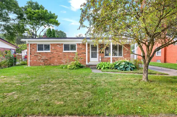 Royal Oak, MI 48067,2420 E Lincoln AVE