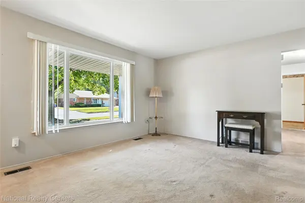 Plymouth, MI 48170,9365 Tavistock Dr.