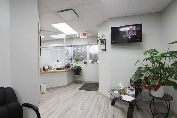 4007 W Court ST, Flint Twp, MI 48532