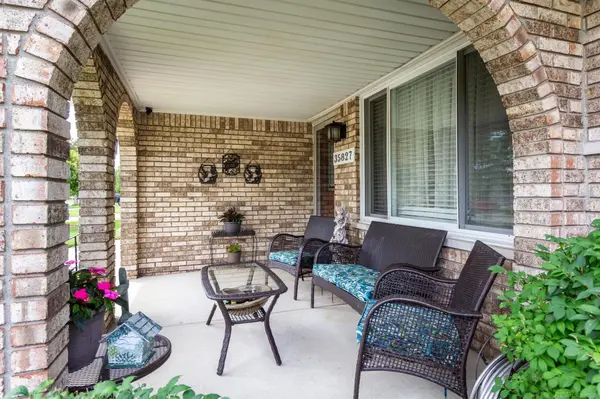 Sterling Heights, MI 48312,35827 Rainbow DR