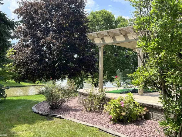 Sterling Heights, MI 48314,43315 Chardonnay Dr DR