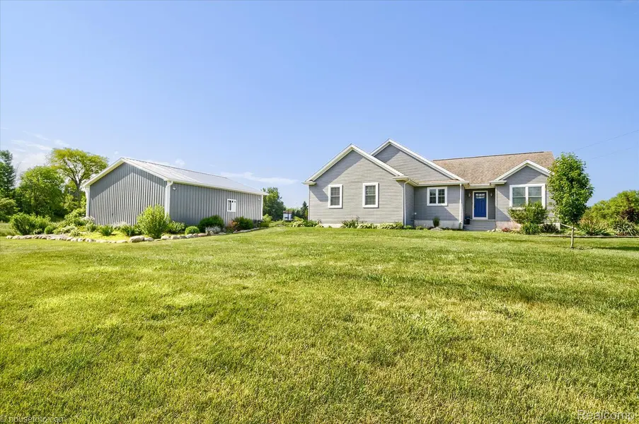 317 N Summers RD, Imlay City, MI 48444