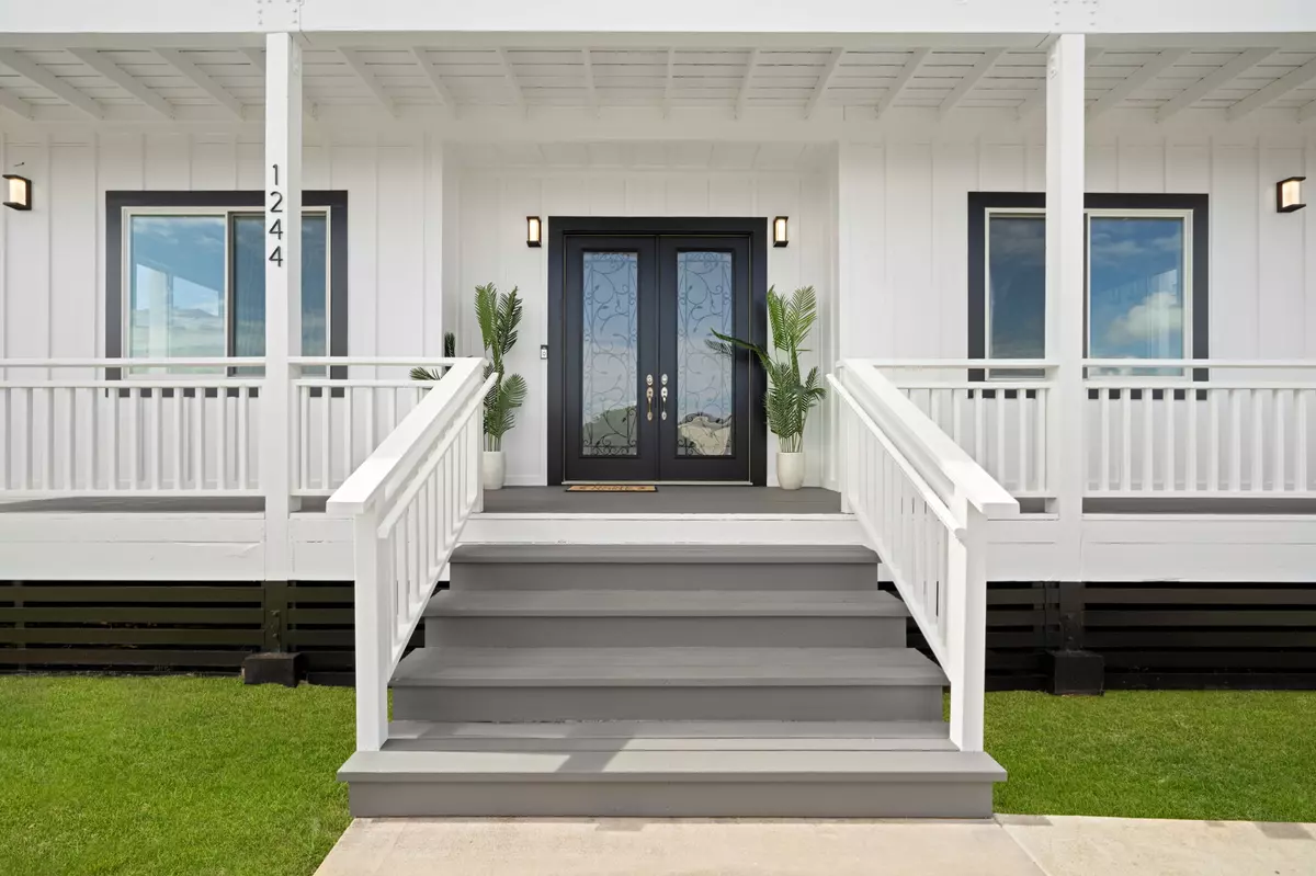 Kalaheo, HI 96741,1244 NOHEA ST