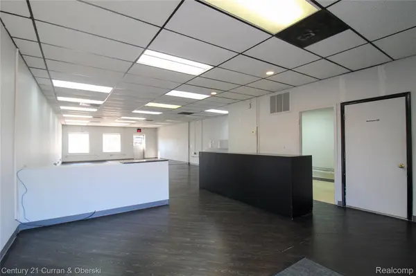 Garden City, MI 48135,30958 Ford RD