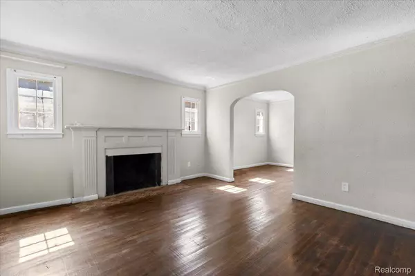 Detroit, MI 48224,5747 Lakepointe ST