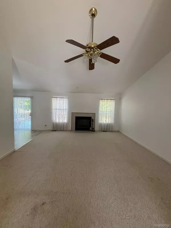 Farmington Hills, MI 48336,31574 Trestain ST