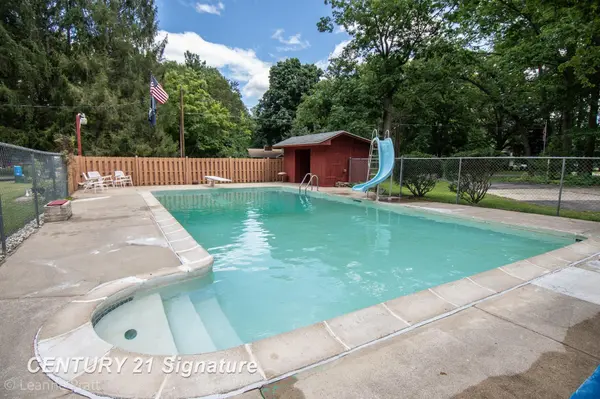 Flushing, MI 48433,5284 Chickasaw TRL