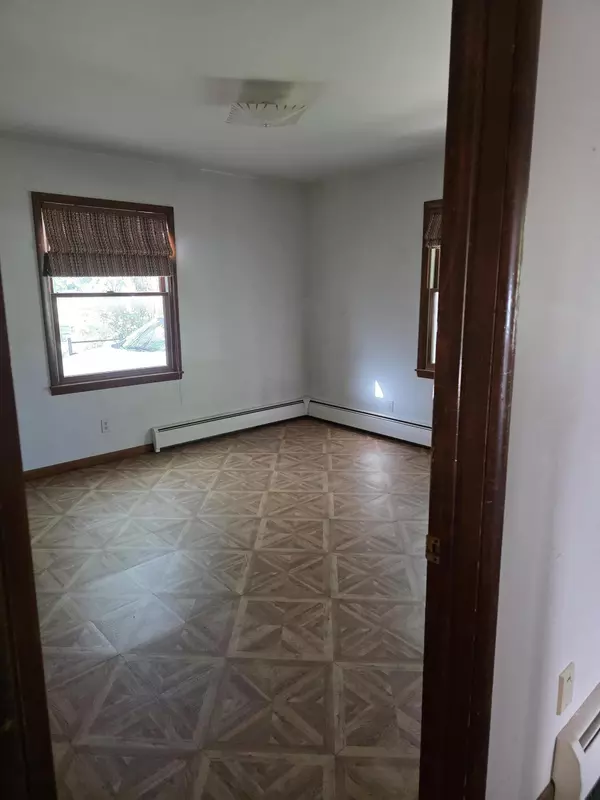 Fremont, MI 49412,734 N Stewart AVE